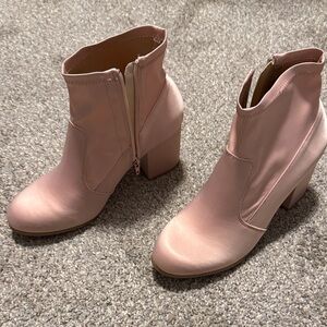 Pink Qupid size 10 boots